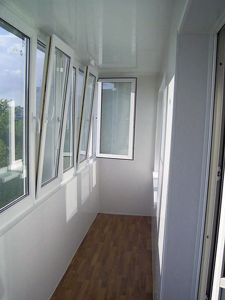 Тёплое и холодное распашное остекление балконов алюминиевым профилем Жуковский
