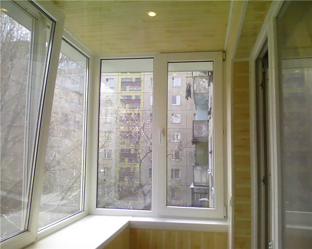 Остекление балкона в панельном доме по цене от производителя Жуковский